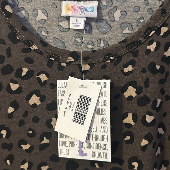 Super cute LuLaRoe Jesse in Leopard with pockets - Picture 2 of 3
